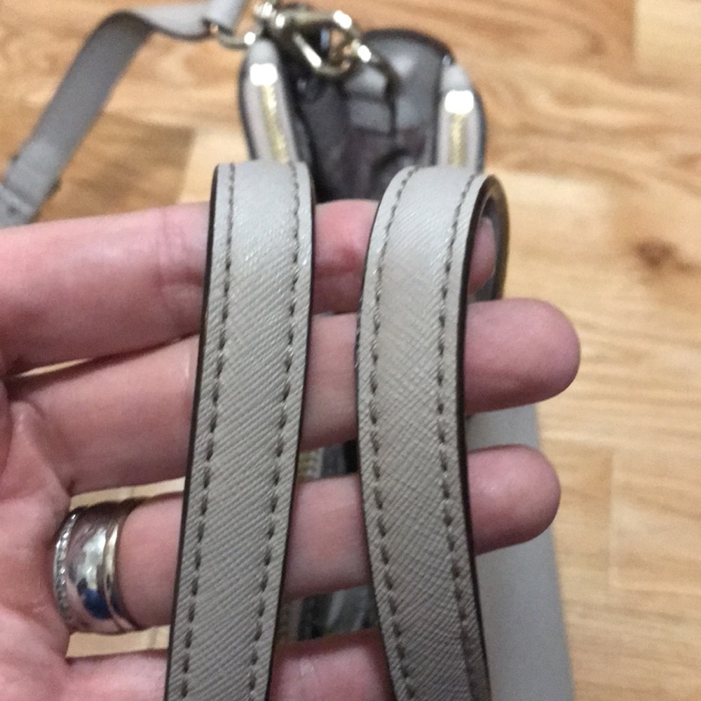 Kate Spade purse - Picture 6 of 9